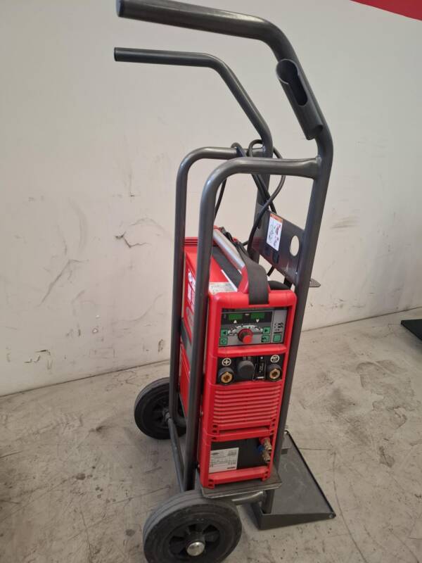 SALDATRICE TIG MAGIC WAVE 3000 Ac/dc con raffreddamento